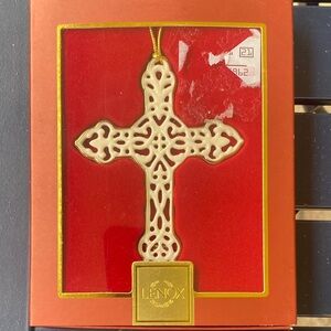 Lenox Ivory Filigree Cross Ornament